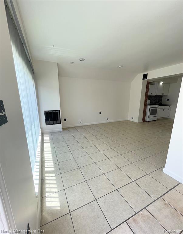 Foto del edificio - 29518 Joy Rd