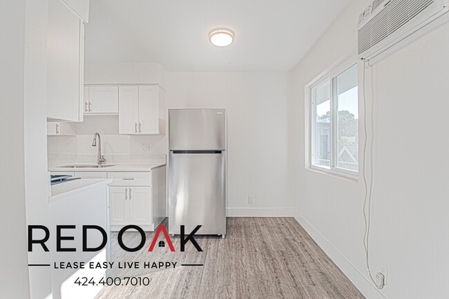 Foto del edificio - 2177 W 25th St