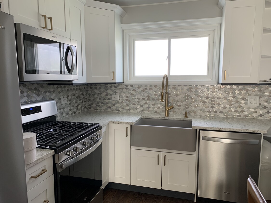 Foto principal - 7528 Emerson St