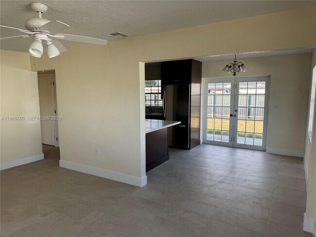 Foto del edificio - 16765 SW 301st St