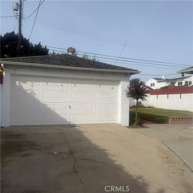 Foto del edificio - 7407 Dunfield Ave