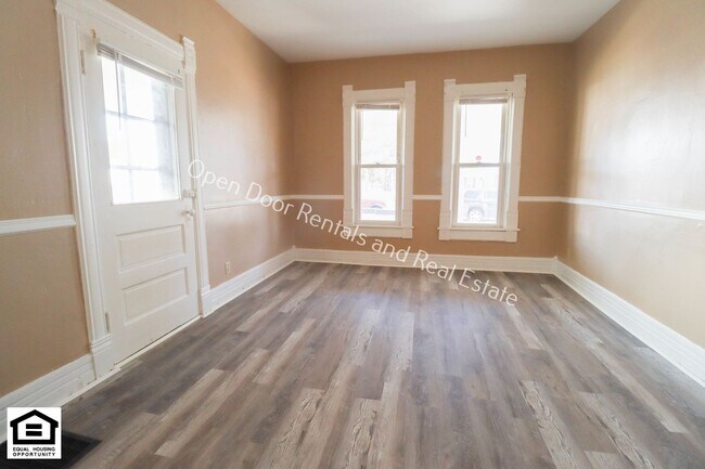 Foto del edificio - 304/306 S Guilford St
