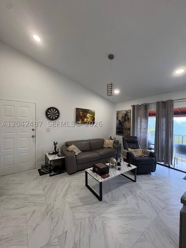 Building Photo - 15560 SW 80th St