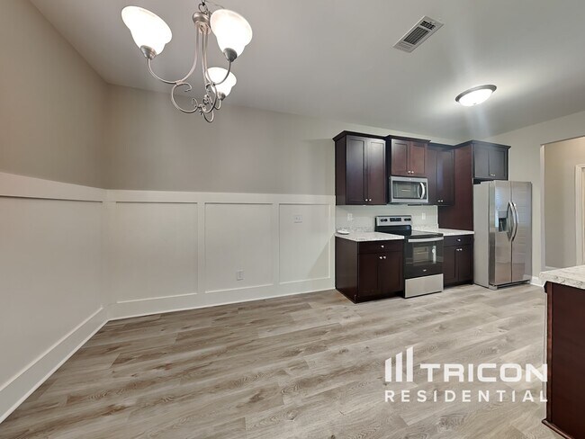 Foto del edificio - 517 Knollwood