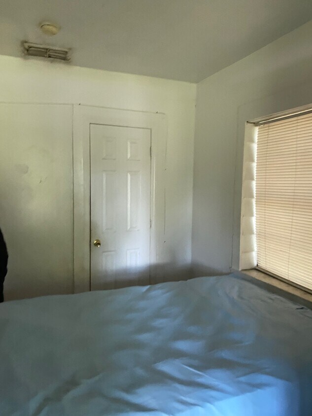 Foto del edificio - 5431 Old Cheney Highway, Unit 2