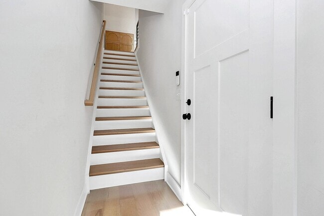 Foto del edificio - LoSo Terrace like new townhome available f...