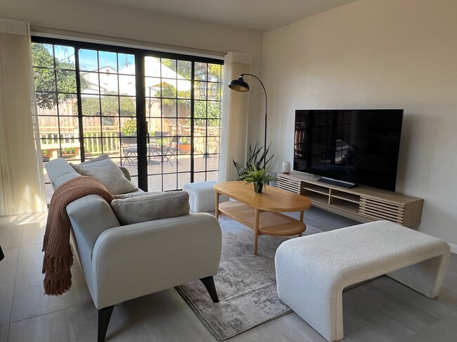 Foto del edificio - 1371 Via Manzanas