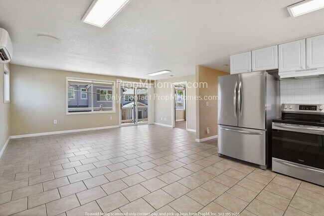 Foto del edificio - Charming Apartment Available now! With A/C...