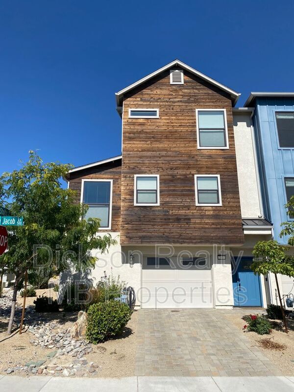 Foto del edificio - 595 Logan Jacob Ln