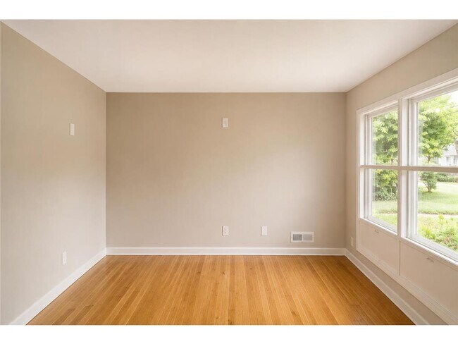 Foto del edificio - 5201 N Irving Ave