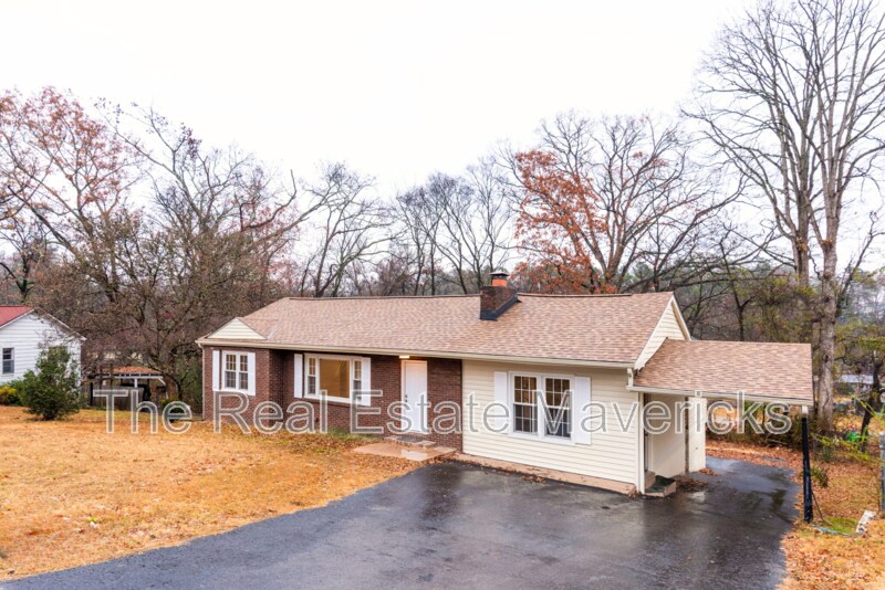 Primary Photo - 810 Caldonia St