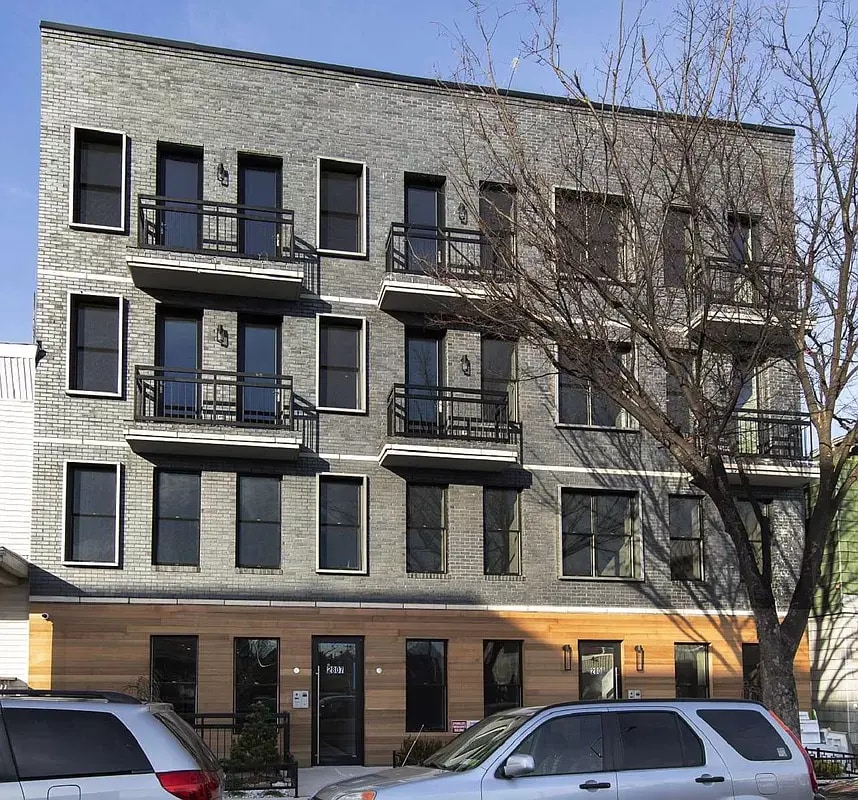 Foto del edificio - 2807 Snyder Ave