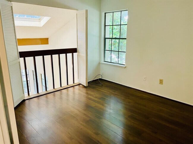 Building Photo - 3095 Windchase Blvd