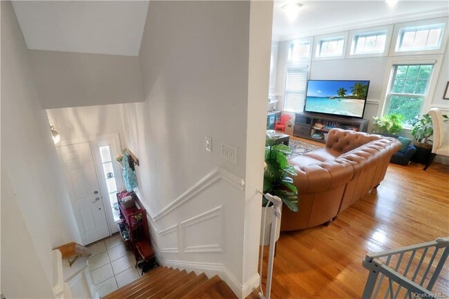 Building Photo - 29 Arbor Glen