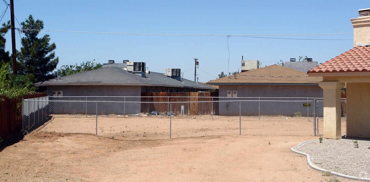 Foto del edificio - 15575 Broken Bow Rd