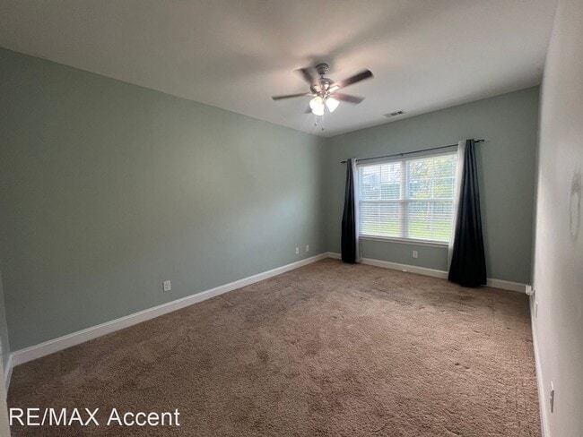 Foto del edificio - 4 br, 3 bath House - 30 Gentry Way