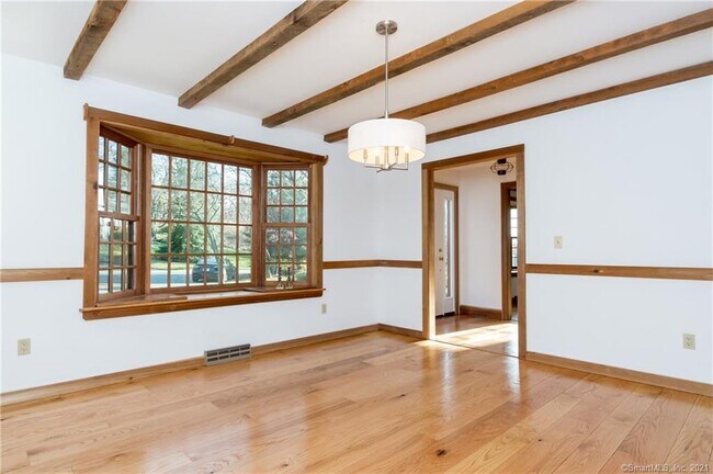 Building Photo - 73 Browns Ln