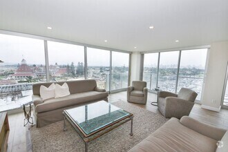 Building Photo - 1710 Avenida Del Mundo