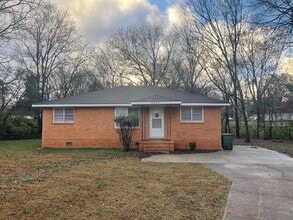 Building Photo - 3211 Meridian St N