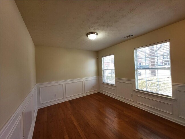 Foto del edificio - 2954 Vining Ridge Ln