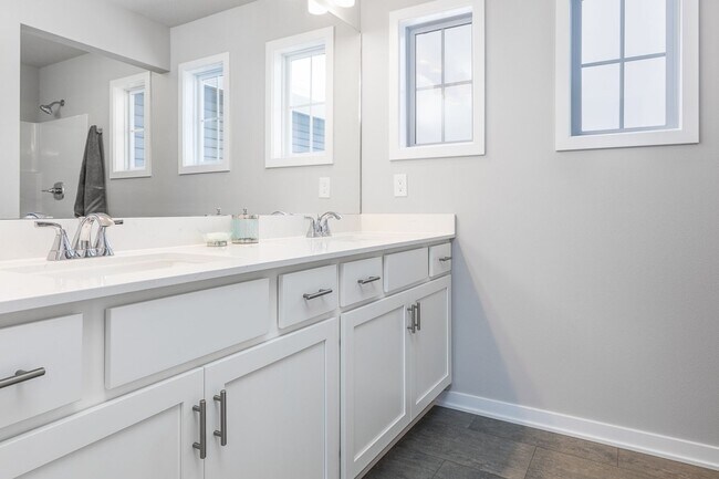 Foto del edificio - Modern Comfort in the Heart of Norwalk