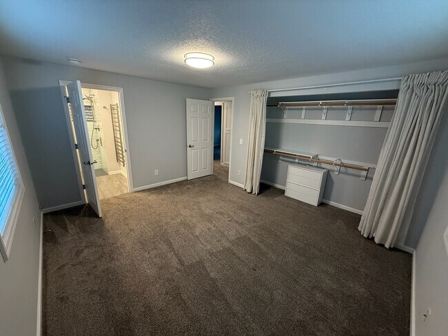 Foto del edificio - 8412 SW 30th Ave
