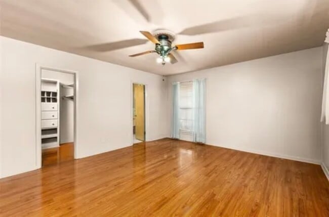 Building Photo - 1235 Elaine Dr