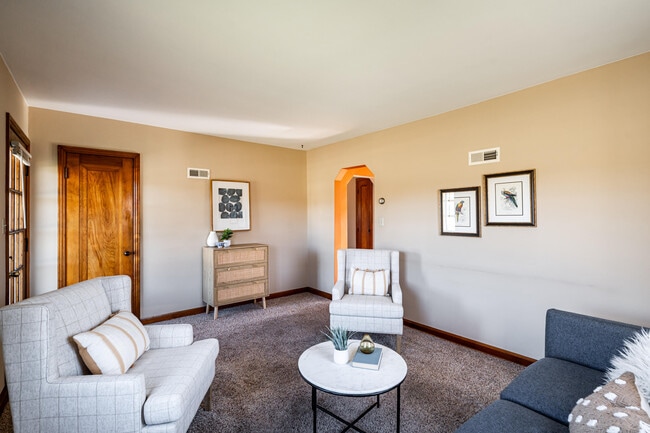 Foto del edificio - 2411 W Mill Rd