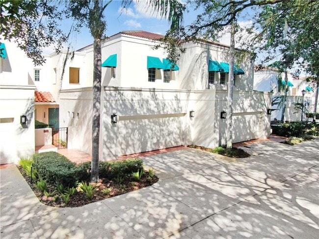 Building Photo - 3155 Lake Ellen Dr