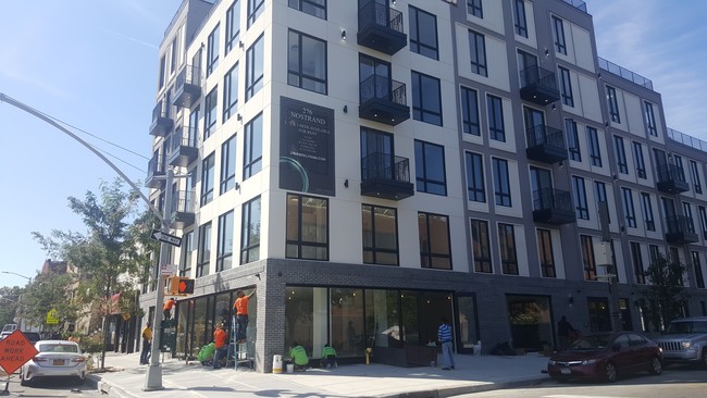 Primary Photo - 276 Nostrand Ave