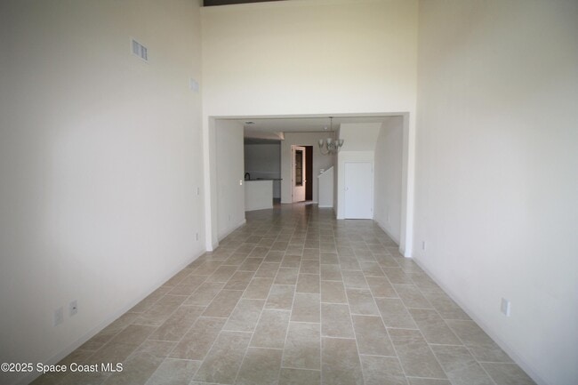Building Photo - 77 Montecito Dr