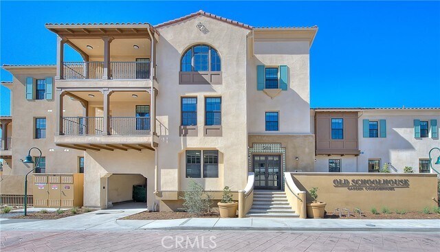 Foto principal - 501 W Foothill Blvd