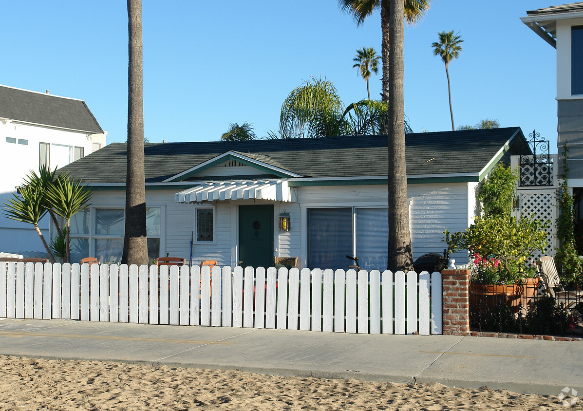 Building Photo - 1000 Oceanfront