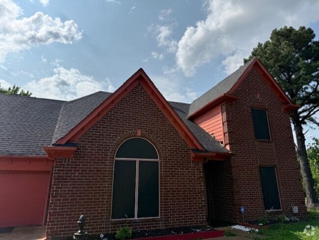 Building Photo - Welcome home!