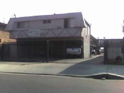 Primary Photo - 1312 W 225th St