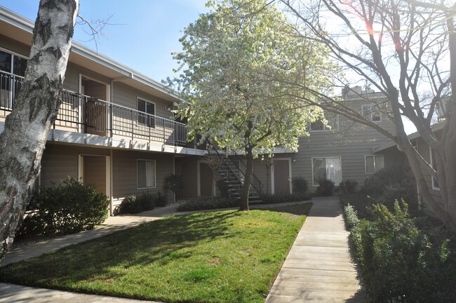 1576 Heather Dr Unit 206, Yuba City, CA 95993 - Apartment for Rent in