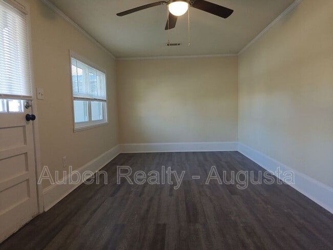 Building Photo - 4432 Wrightsboro Rd