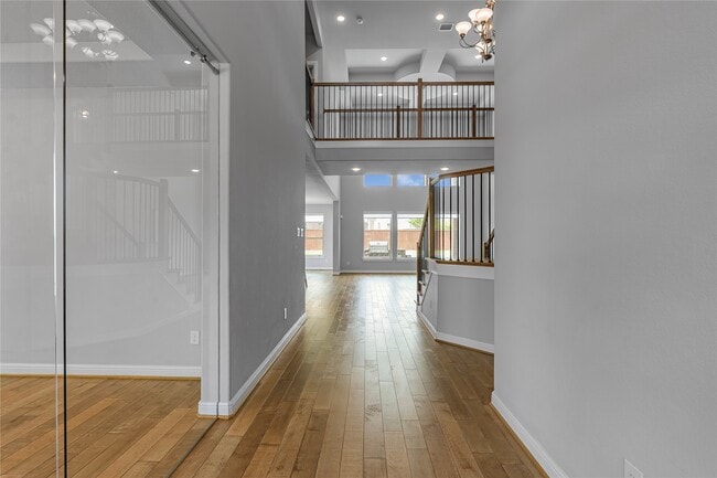 Building Photo - 11 Winter Thicket Pl