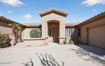 Building Photo - 7742 E Los Gatos Dr