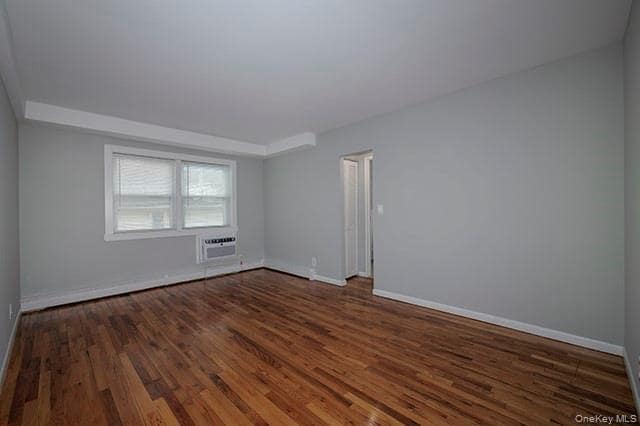 Building Photo - 985 Oceanfront