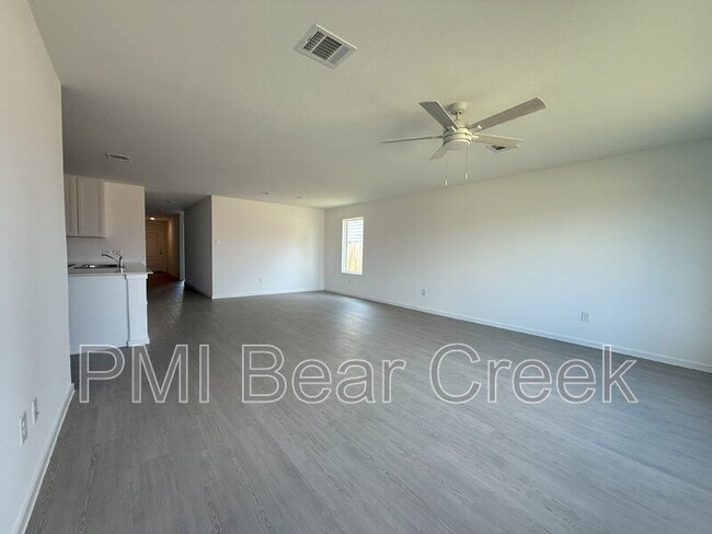 Foto del edificio - 10268 Prairie Dunes Ln