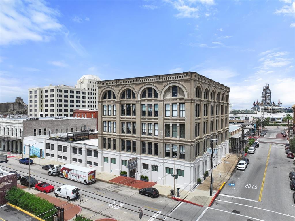 Primary Photo - 2400 Mechanic St