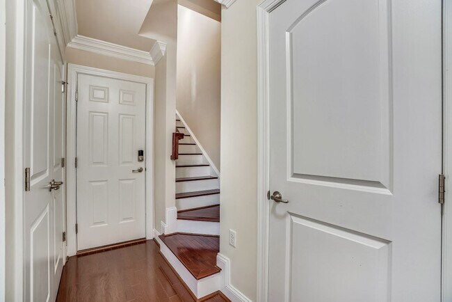 Building Photo - 4521 Scarlet Oak Ln