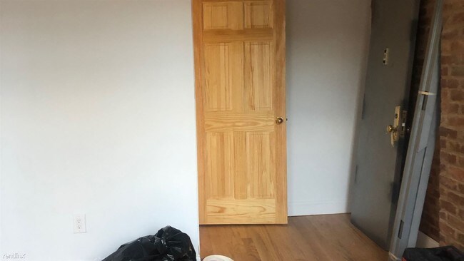 Foto del edificio - 2 br, 1 bath Apartment - 1508 Dekalb Ave
