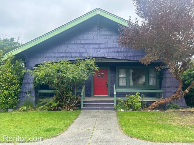Building Photo - 3 br, 1.5 bath House - 915 L Street [PRM: ...