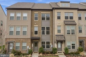 Building Photo - 211 Phoenix Dr