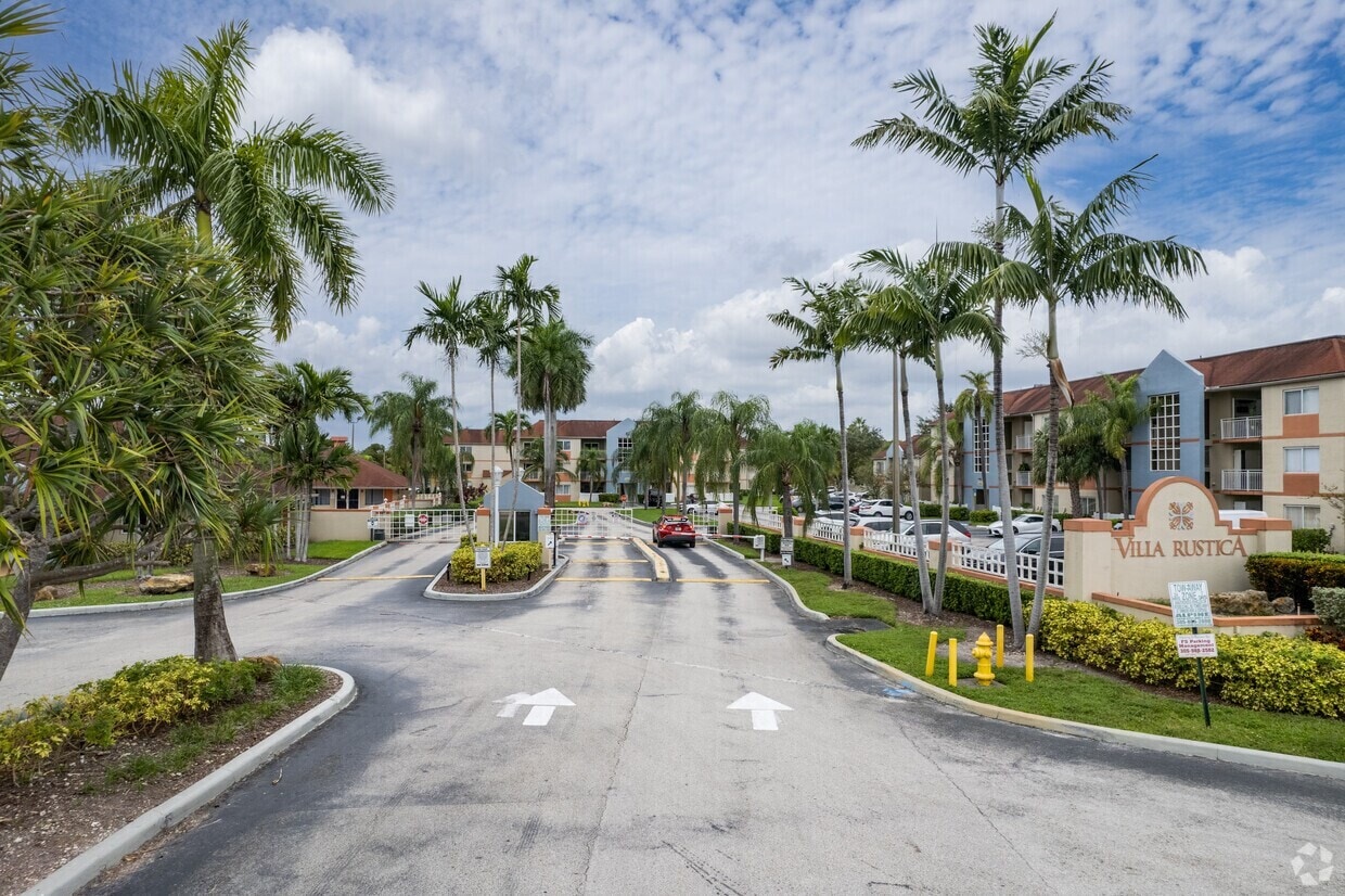 Photo - 18890 NW 57th Ave (Hialeah, FL)