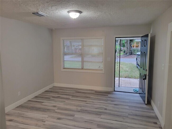 Building Photo - 7406 N Highland Ave