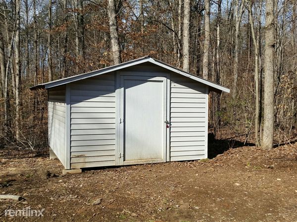 Building Photo - 3949 High Rock Rd