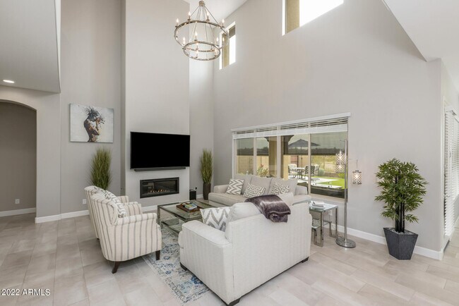 Foto del edificio - 17925 W Sunward Dr